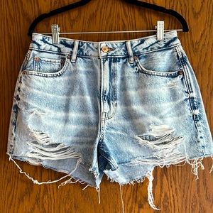 AMERICAN EAGLE JEAN SHORTS